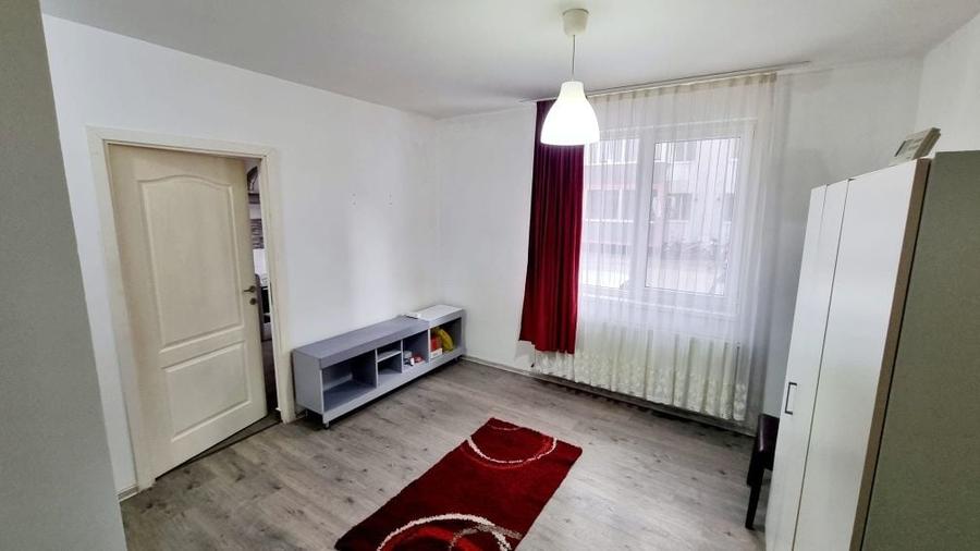 Garsonieră decomandată în Florești