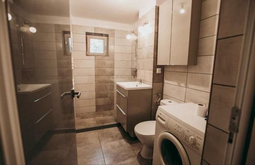 Garsonieră decomandată în Traian