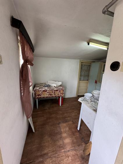 Casă individuală cu 6 camere cu Teren 400 Mp în Traian