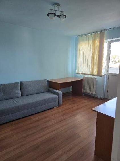 Dau in chirie apartament 2 camere, 52 mp, mobilat, centrala proprie - 1