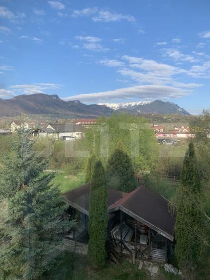 Casă individuală cu 13 camere cu Teren 1553 Mp în Bran