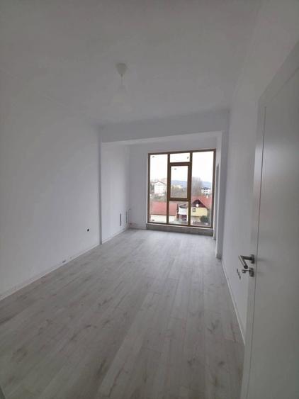 Apartament cu 3 camere în Șelimbăr