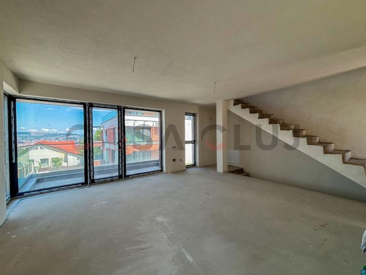 Duplex cu 4 camere cu Canalizare în Andrei Mureșanu