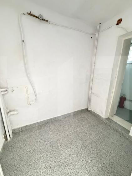 Garzoniera, parter, 21mp, zona Plevna la 3 min distanta de Piata Mica - 2