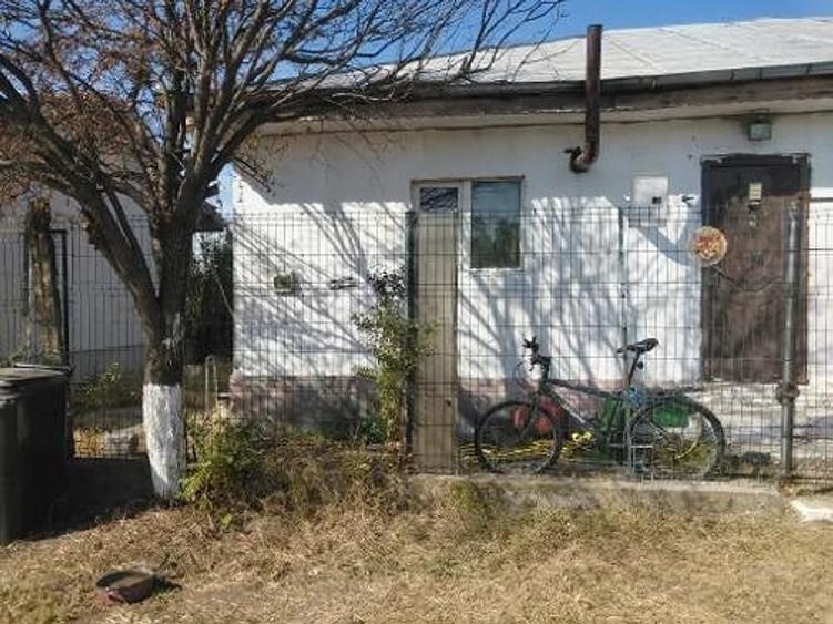 Casă cu Teren 140 Mp în Rahova