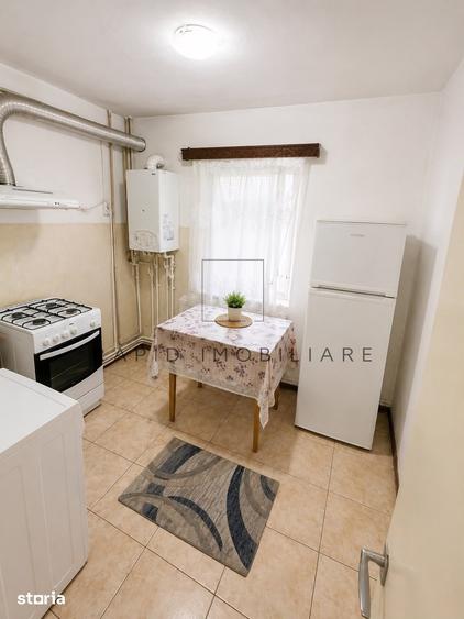 Apartament cu 3 camere decomandat în Siderurgiștilor
