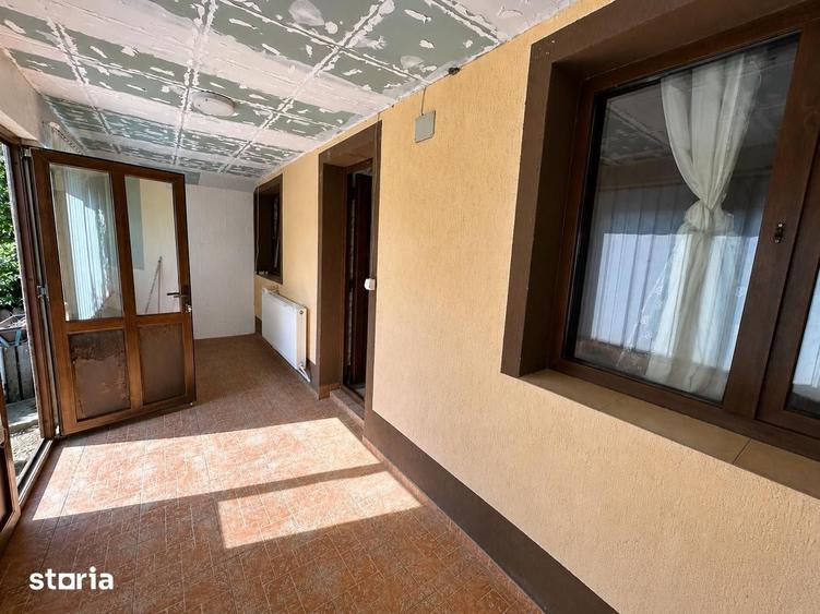 Uricani Iasi Doua Case in Una 108mp Ideala 2 Familii, 1330 mp teren - 16