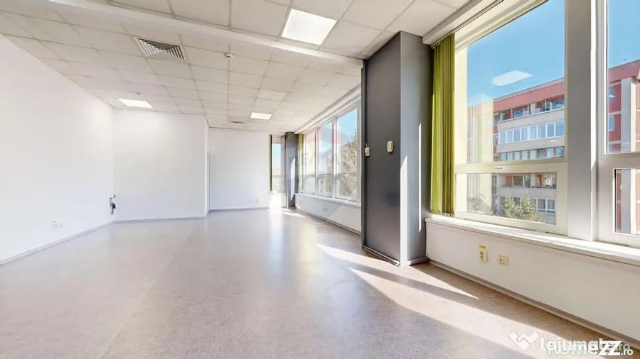 Spațiu comercial, de 513 mp, în Centrul Civic