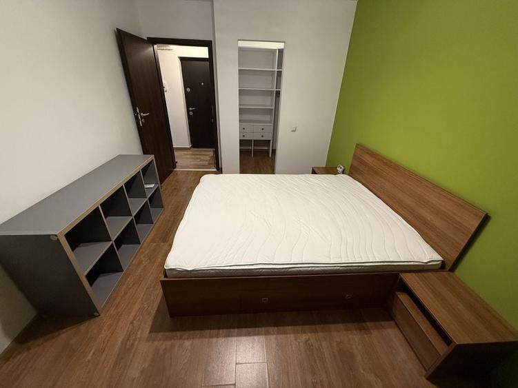 Apartament cu 2 camere decomandat în Apărătorii Patriei