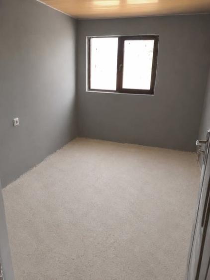Casă cu 3 camere cu Teren 2.2829999923706 Mp în Bahna