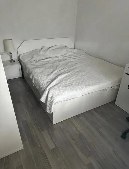 Apartament cu 3 camere decomandat în Aradului