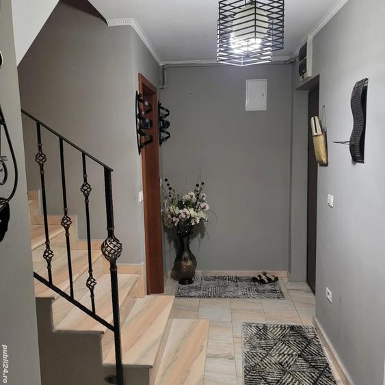 Apartament cu 3 camere decomandat în Spitalul Județean