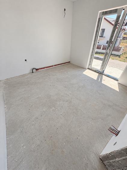 Comuna Berceni - Casa 4 Camere 3 bai 350mp Teren - 4