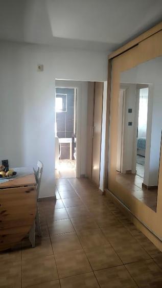 Apartament cu 2 camere decomandat, mobilat în Brâncoveanu