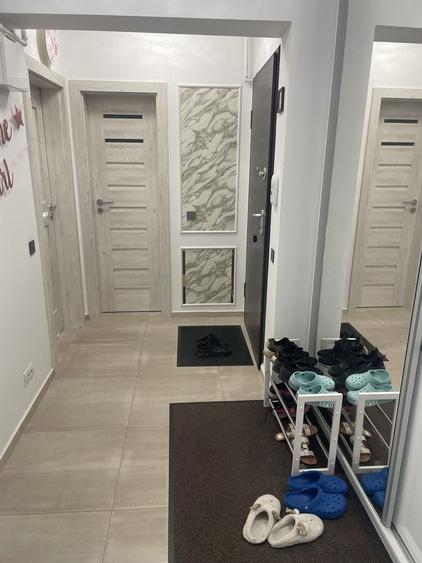 Exigent plaza. Ap 2 camere plus boxa - 4