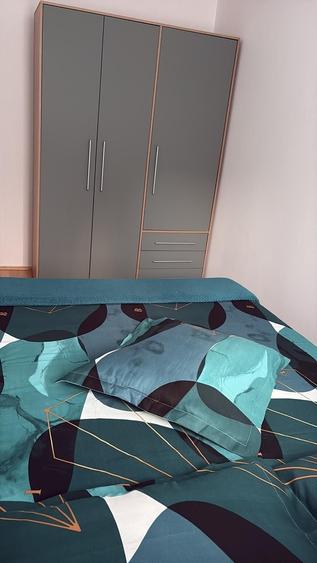 Apartament cu 3 camere semidecomandat în Rupturile
