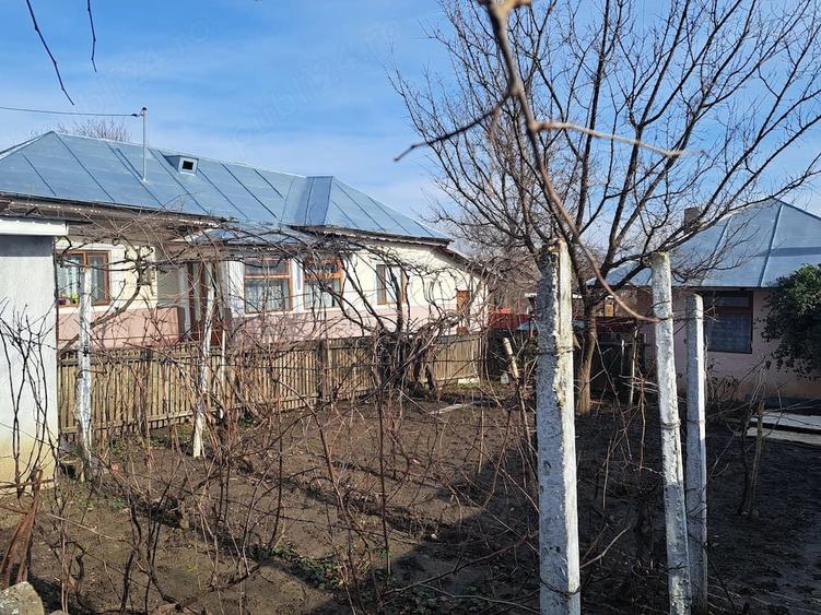 Casă cu Teren 1024 Mp în Central
