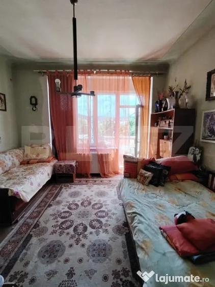 Casă cu 4 camere cu Teren 350 Mp în Central