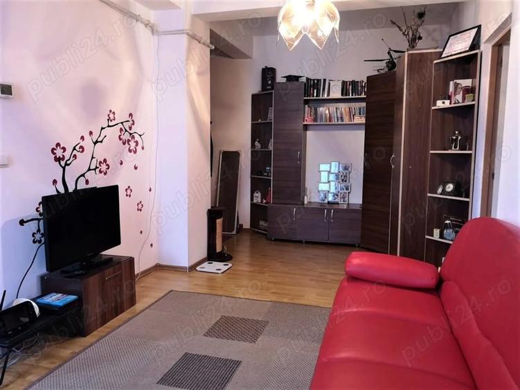 Apartament cu 2 camere semidecomandat în Florești