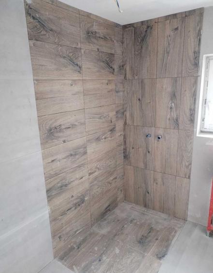 Casă individuală cu 5 camere cu Canalizare în Câmpenești