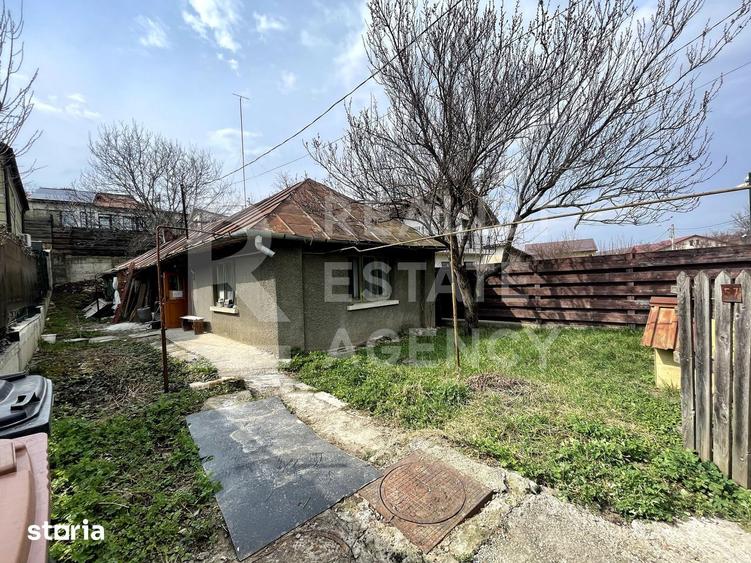 Casă cu 3 camere cu Canalizare în Moara de Vânt