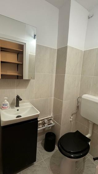 Apartament cu 3 camere decomandat în Apusului