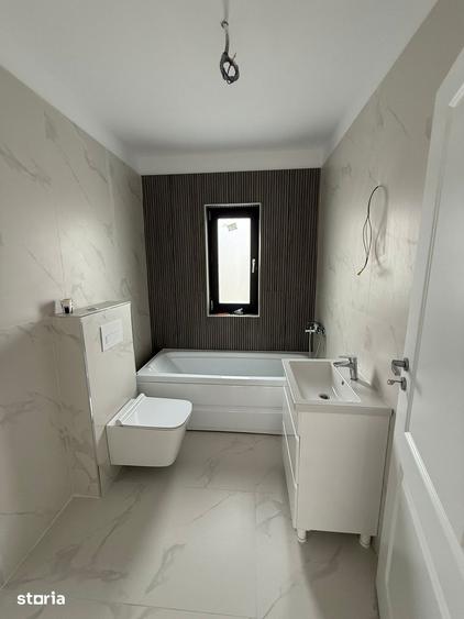 Casă cu 4 camere cu Teren 400 Mp în Clinceni