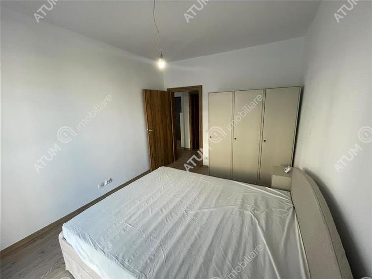 Apartament cu 2 camere semidecomandat, mobilat în Exterior Vest