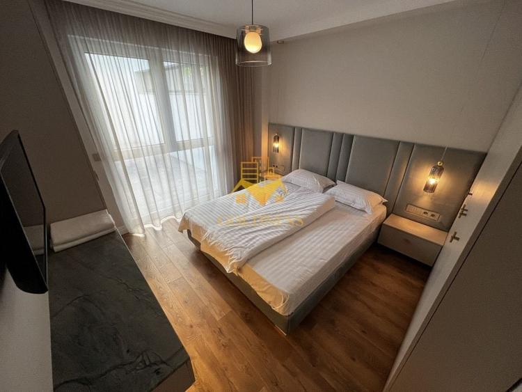 Apartament cu 3 camere semidecomandat în Central