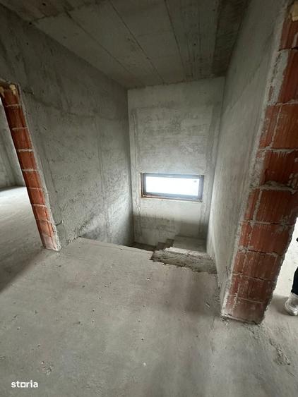 Casă cu 4 camere în Dârvari