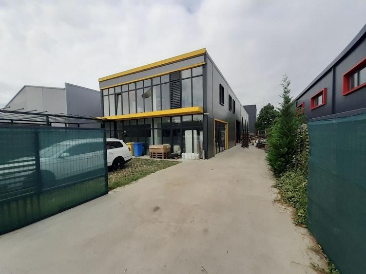 Spațiu industrial, de 460 mp, în Industriilor