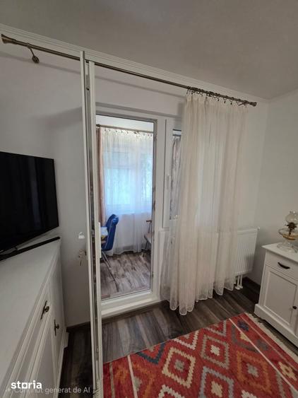 Apartament cu 3 camere decomandat în Exterior Vest