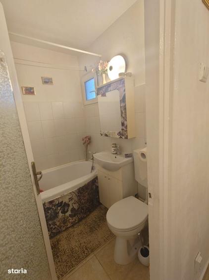 Apartament cu 2 camere decomandat în Drumul Taberei