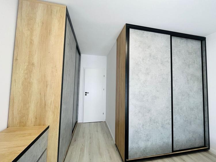 Apartament cu 3 camere decomandat în Hipodrom 3