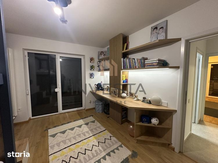 Apartament cu 4 camere decomandat în Bună Ziua