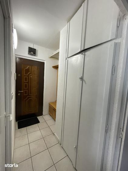 Garsonieră decomandată în Valea Aurie