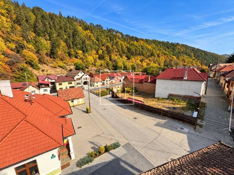 Duplex cu 4 camere cu Canalizare în Tilișca