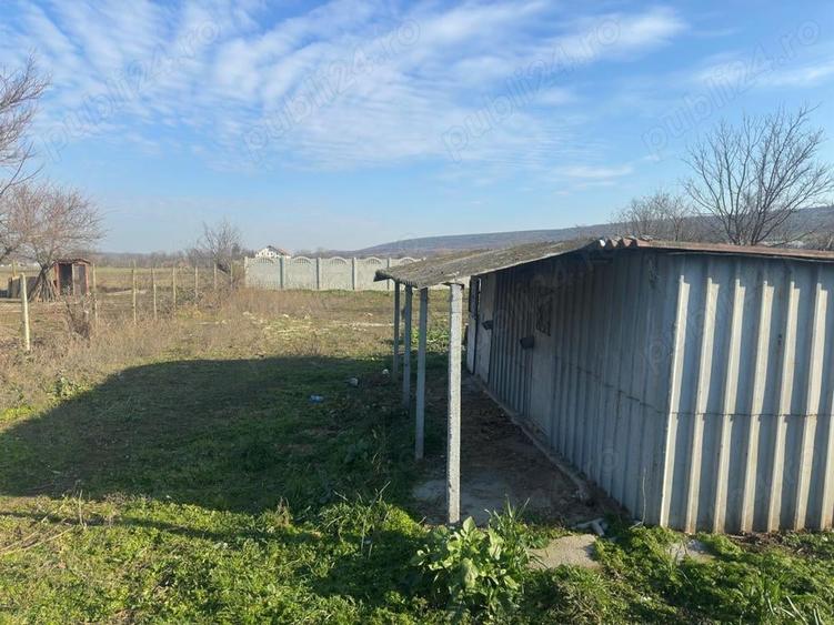 Teren de 377 mp, în Oltina