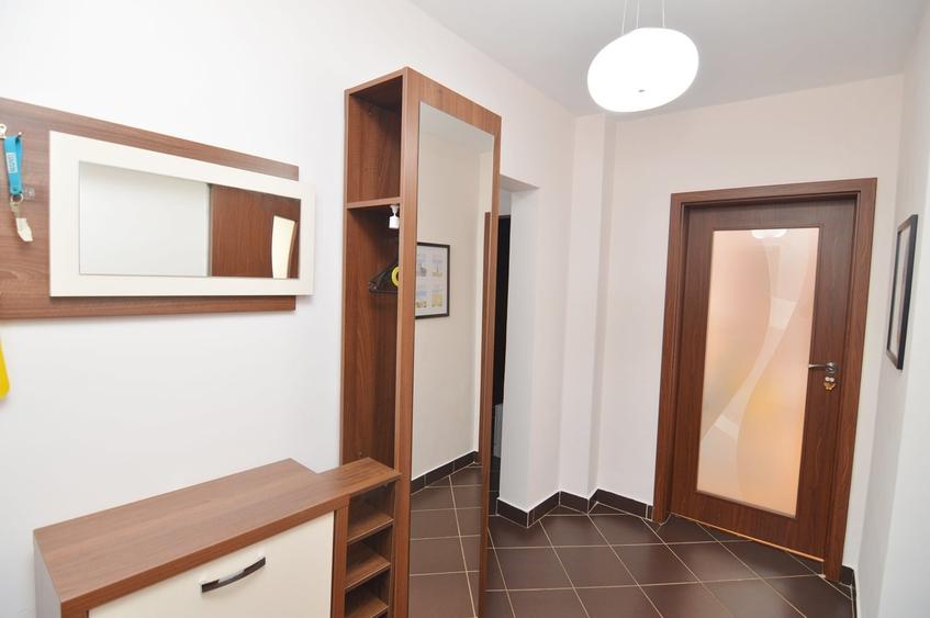 Apartament cu 3 camere decomandat în Brâncoveanu