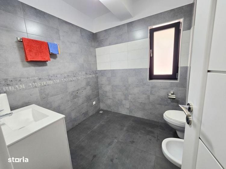Casă cu 4 camere în Zorilor