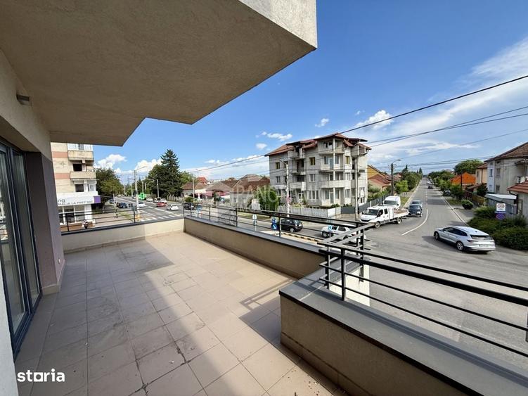 Apartament cu 3 camere în Micro 17
