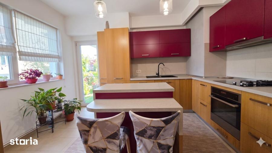 Apartament cu 5 camere semidecomandat, mobilat în Gheorgheni