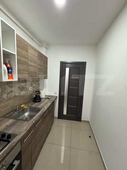 Apartament cu 2 camere semidecomandat, mobilat în Florești