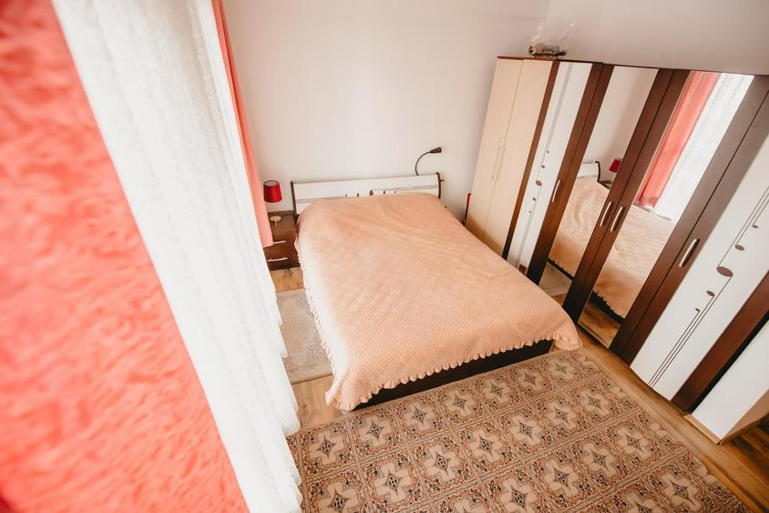 Apartament cu 2 camere semidecomandat în Florești