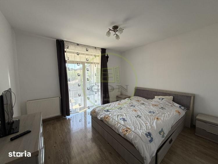 Casă cu 5 camere cu Teren 497 Mp în Cârcea