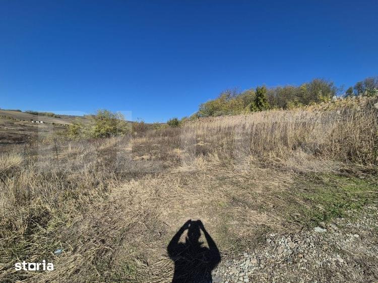 Teren de 650 mp, în Valea Lupului