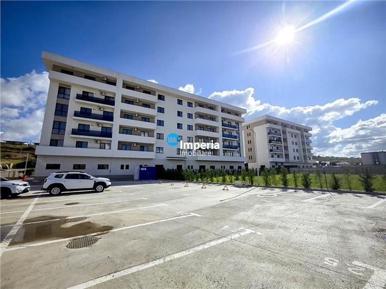 Apartament cu 3 camere decomandat în Bucium