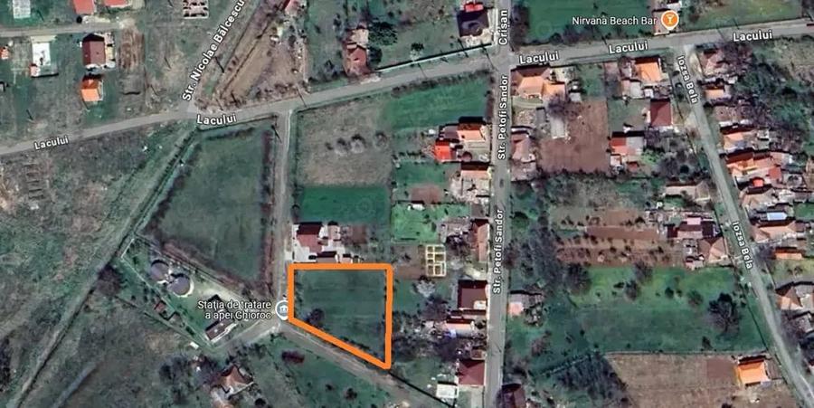 Teren de 2200 mp, în Ghioroc