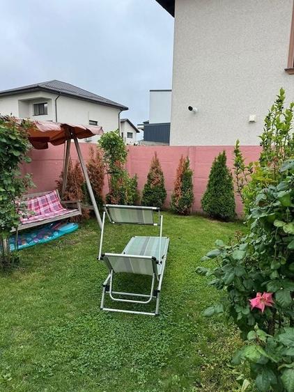Casă individuală cu 4 camere cu Canalizare în Tunari