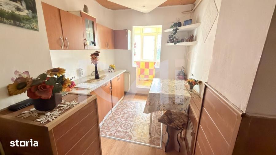 Apartament cu 3 camere în Lăpuș Argeș